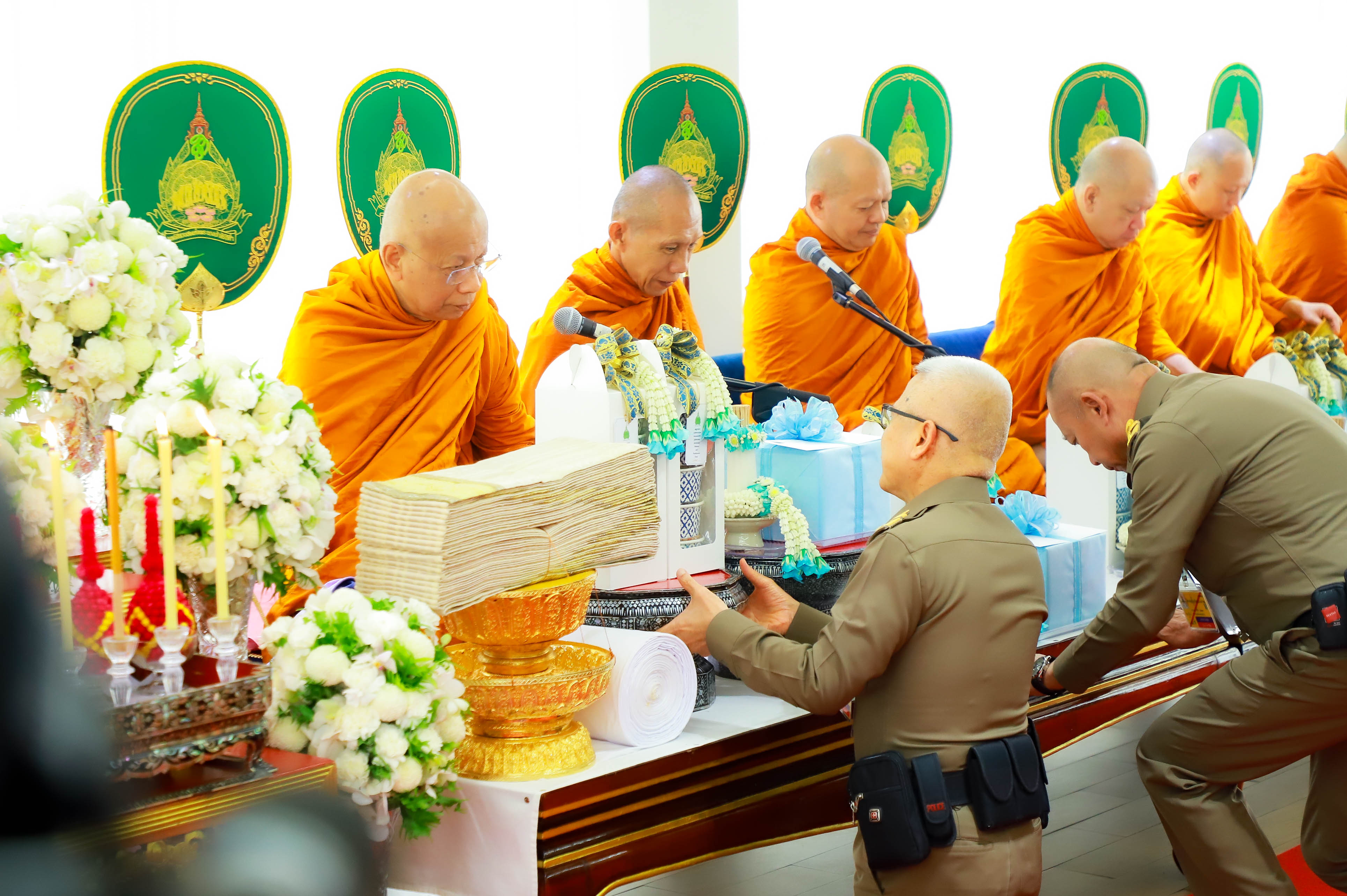 title - ส.ป.ก. เข้าร่วมพิธีเจริญพระพุทธมนต์บำเพ็ญพระราชกุศล ถวายความอาลัยแด่ สมเด็จพระนางเจ้าสิริกิติ์ พระบรมราชินีนาถ พระบรมราชชนนีพันปีหลวง และสมเด็จพระเจ้าลูกเธอ เจ้าฟ้าพัชรกิติยาภา นเรนทิราเทพยวดี กรมหลวงราชสาริณีสิริพัชร มหาวัชรราชธิดา